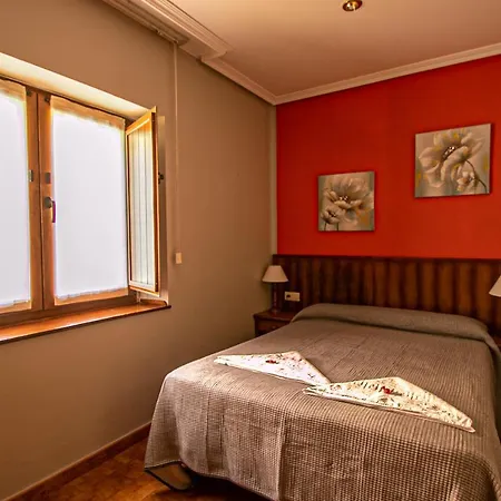 La Casona De Rey 2*